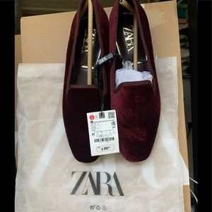 Women’s Zara Velvet flats